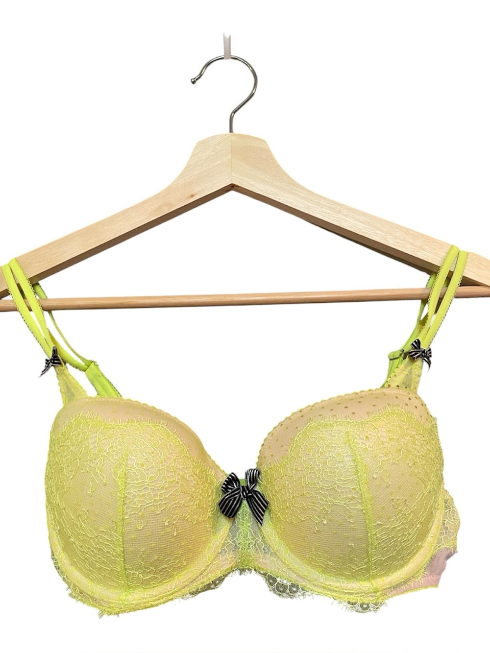 Victoria's Secret Very Sexy Balconet Lace Push-Up Bra in Neon Yellow 36C